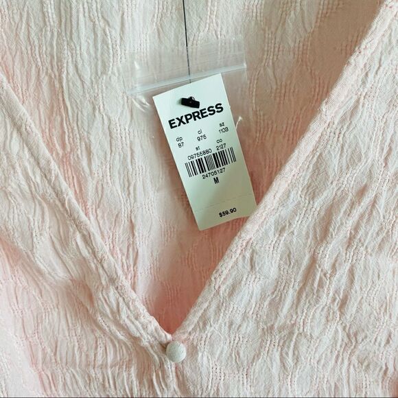 Express Blouse   - Picture 3 of 4